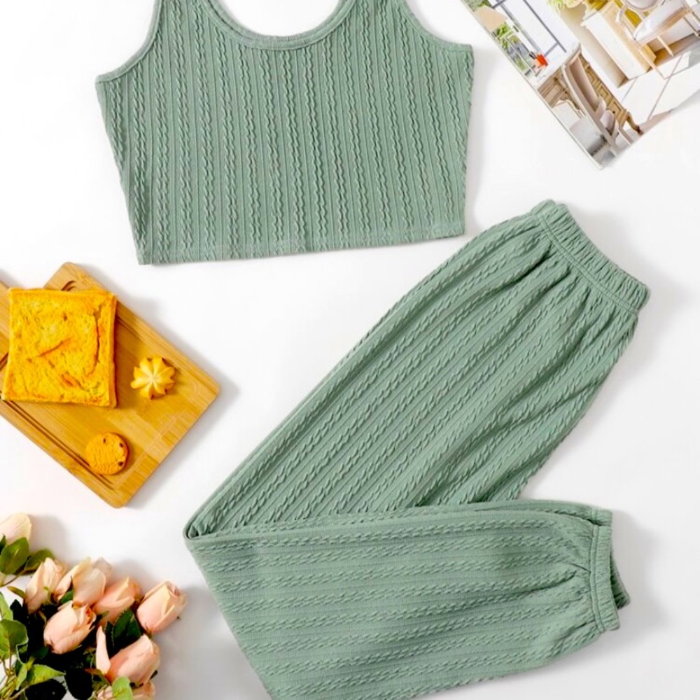 Sage lounge set